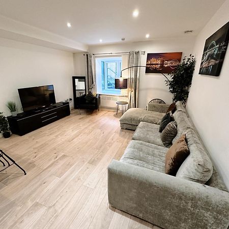 Newcastle Quayside - Sleeps 8 - Central Location Apartment ภายนอก รูปภาพ